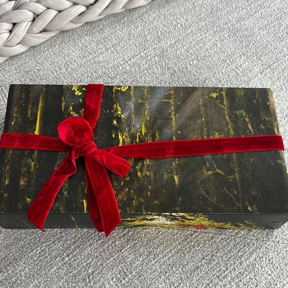 Reed Diffuser Set - NWOT - Picture 2 of 7